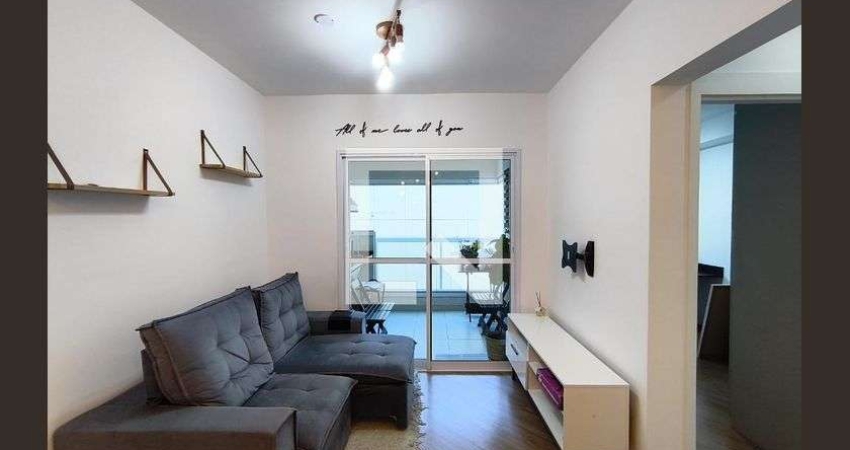 Apartamento para Aluguel - Liberdade, 2 Quartos,  65 m² - São Paulo