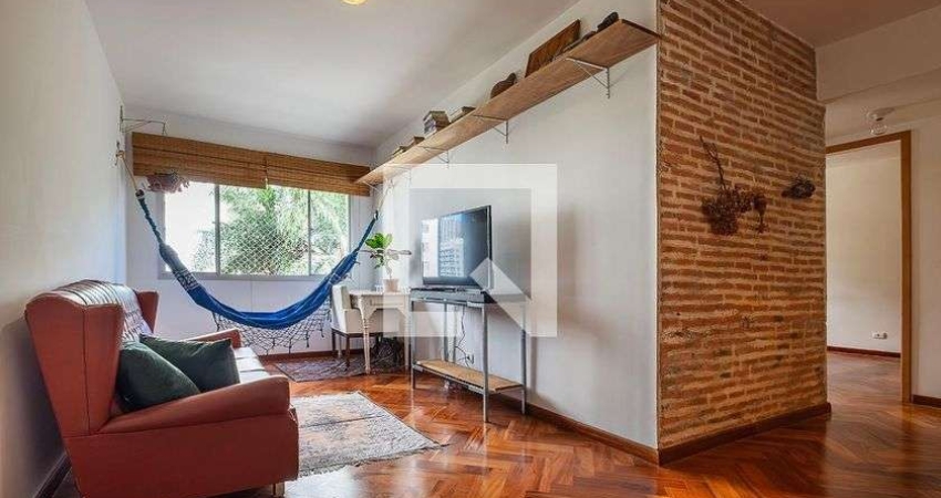 Apartamento para Aluguel - Pinheiros, 2 Quartos,  75 m² - São Paulo