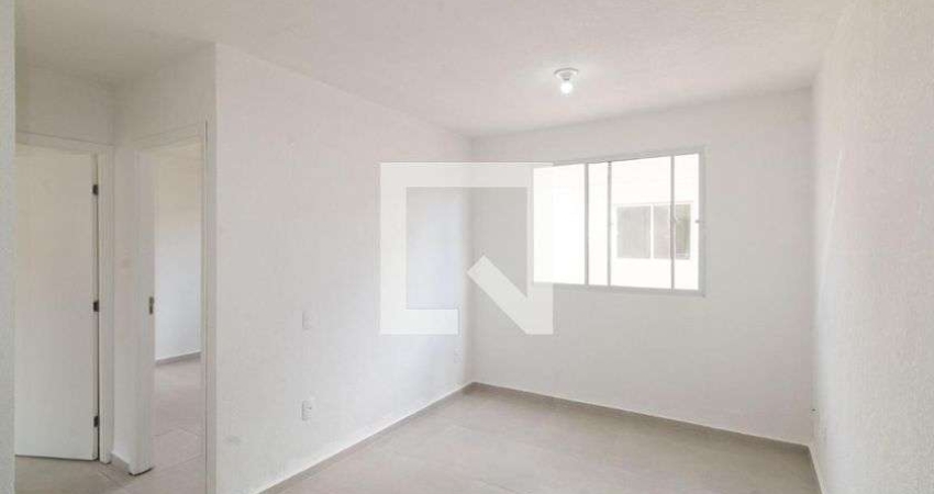 Apartamento para Aluguel - Guaratiba, 2 Quartos,  45 m² - Rio de Janeiro