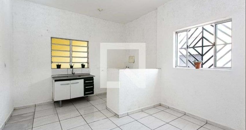 Casa para Aluguel - Vila Carrão, 2 Quartos,  65 m² - São Paulo