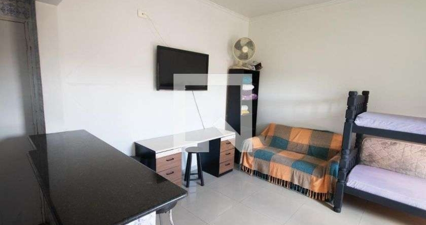 Kitnet / Stúdio para Aluguel - Guilhermina, 1 Quarto,  30 m² - Praia Grande