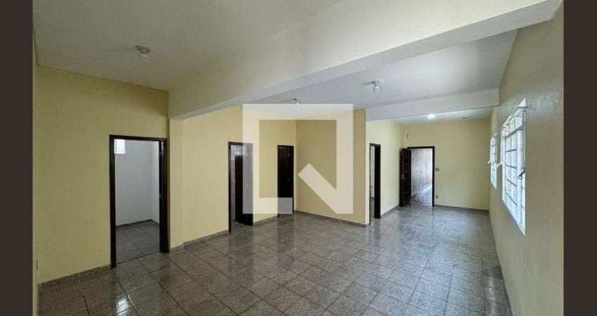 Casa para Aluguel - Esplanada, 7 Quartos,  200 m² - Belo Horizonte