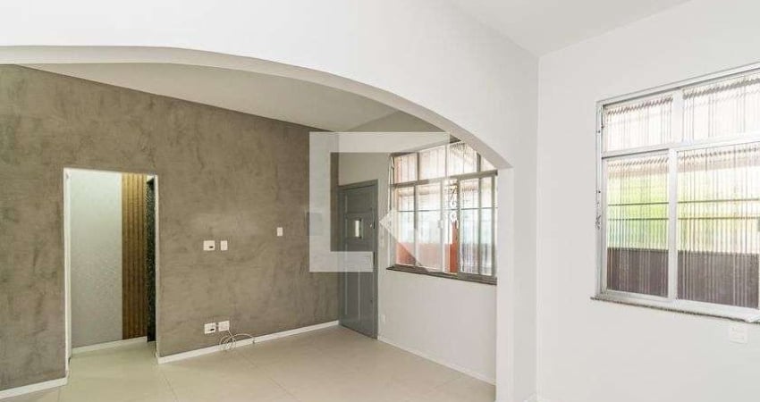 Casa para Aluguel - Olaria, 3 Quartos,  160 m² - Rio de Janeiro