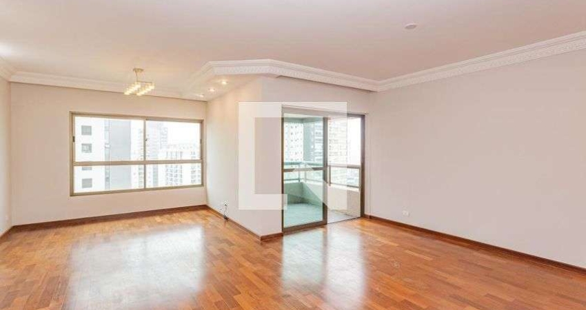 Apartamento para Aluguel - Aclimação, 3 Quartos,  140 m² - São Paulo