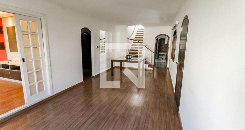Casa para Aluguel - Portal do Morumbi, 4 Quartos,  220 m² - São Paulo