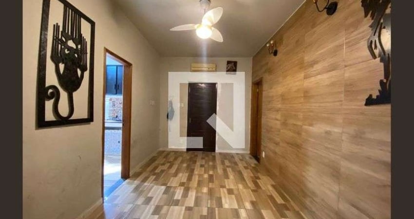 Casa para Aluguel - Pilares, 2 Quartos,  550 m² - Rio de Janeiro