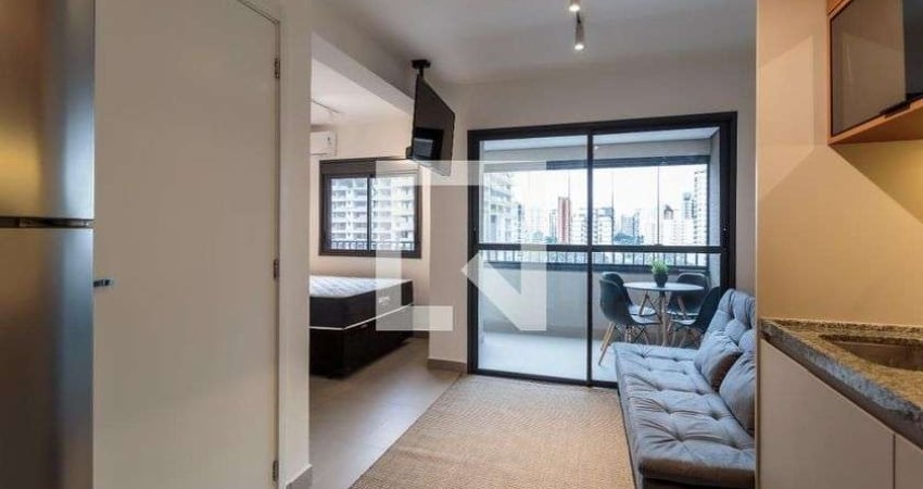 Kitnet / Stúdio para Aluguel - Moema, 1 Quarto,  32 m² - São Paulo