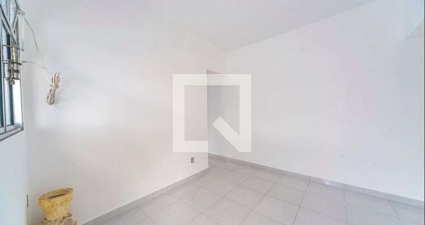 Casa para Aluguel - Vila América, 1 Quarto,  50 m² - Santo André