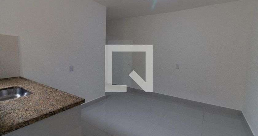 Casa para Aluguel - Jardim das Esmeraldasn, 1 Quarto,  25 m² - São Paulo