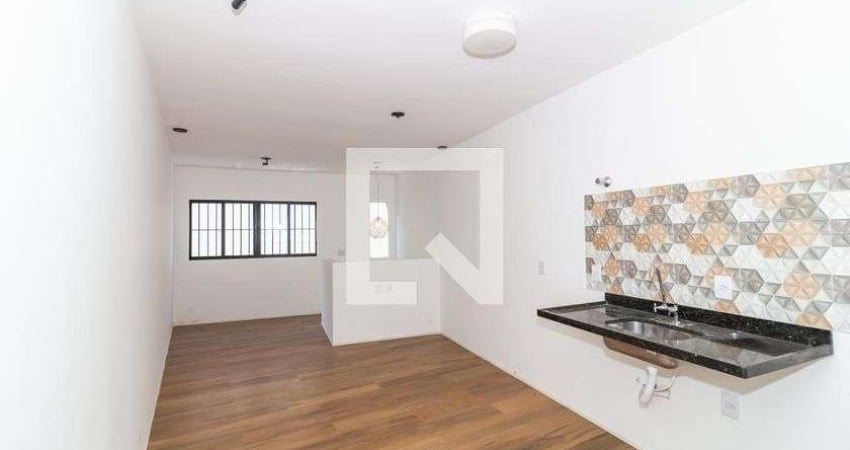 Casa para Aluguel - Água Branca, 3 Quartos,  60 m² - São Paulo