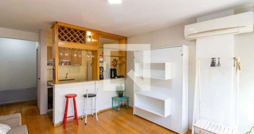 Kitnet / Stúdio para Aluguel - Cidade Baixa, 1 Quarto,  29 m² - Porto Alegre
