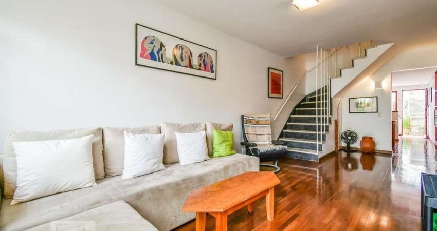 Casa para Aluguel - Alto de Pinheiros, 3 Quartos,  150 m² - São Paulo