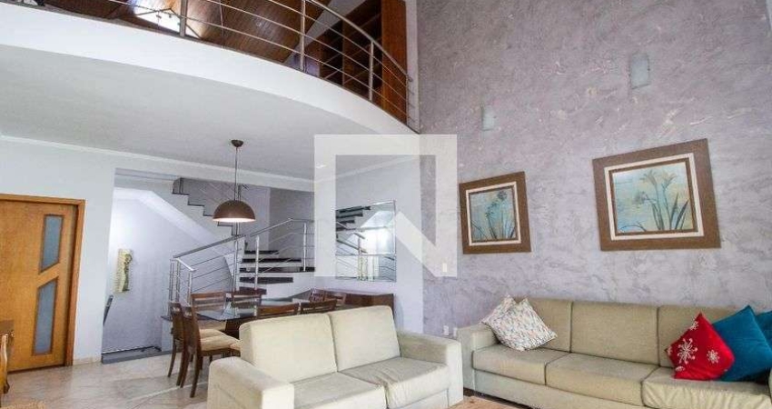 Casa / Sobrado em Condomínio para Aluguel - Jardim São Paulo, 3 Quartos,  232 m² - Sorocaba