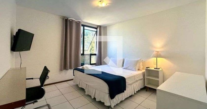 Kitnet / Stúdio para Aluguel - Leme, 1 Quarto,  30 m² - Rio de Janeiro