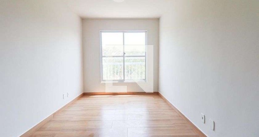 Apartamento para Aluguel - Pinheirinho, 3 Quartos,  73 m² - Curitiba