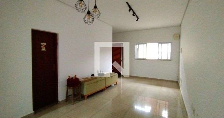 Casa para Aluguel - Penha de França, 3 Quartos,  240 m² - São Paulo