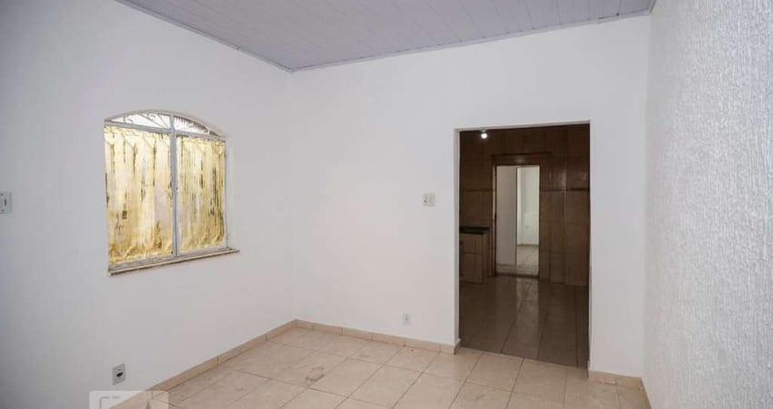 Casa para Aluguel - Piedade, 2 Quartos,  100 m² - Rio de Janeiro