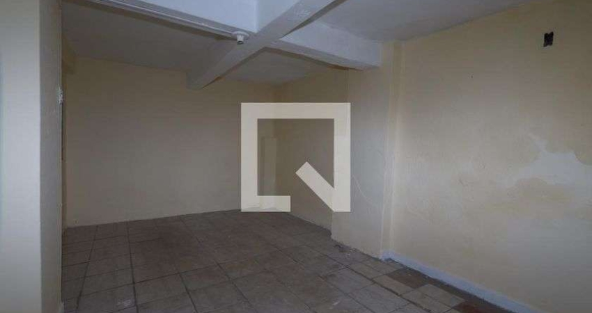 Casa para Aluguel - Cidade Satelite Santa Barbara, 1 Quarto,  51 m² - São Paulo
