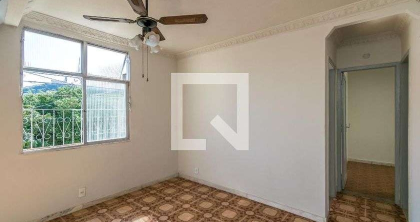 Cobertura para Aluguel - Olaria, 2 Quartos,  65 m² - Rio de Janeiro
