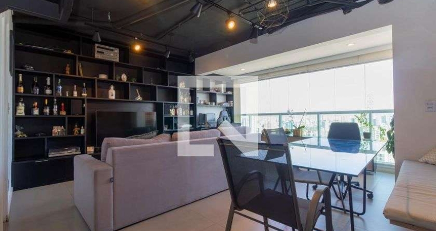 Apartamento para Aluguel - Tatuapé, 2 Quartos,  130 m² - São Paulo