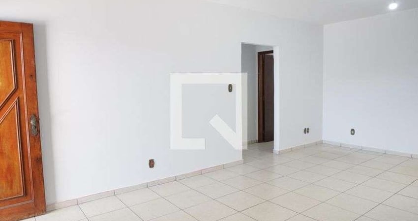 Casa para Aluguel - Residencial Parque Oeste, 3 Quartos,  375 m² - Goiânia