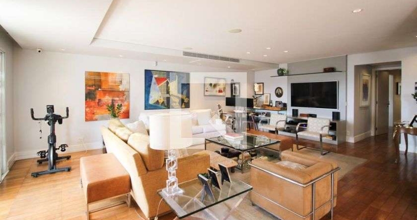 Apartamento para Aluguel - Vila Nova Conceição, 3 Quartos,  212 m² - São Paulo