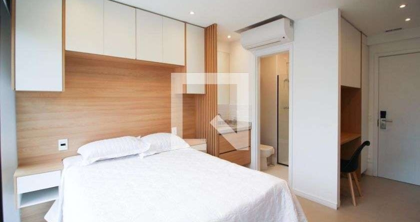 Kitnet / Stúdio para Aluguel - Moema, 1 Quarto,  20 m² - São Paulo