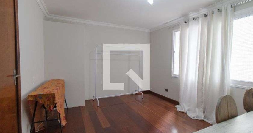 Apartamento para Aluguel - Água Verde, 1 Quarto,  110 m² - Curitiba