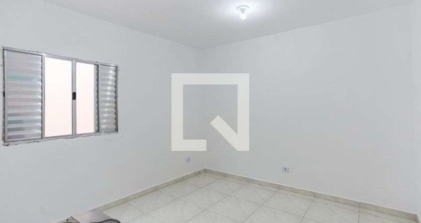 Casa para Aluguel - Vila Menck, 1 Quarto,  40 m² - Osasco