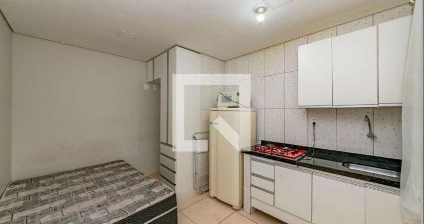 Kitnet / Stúdio para Aluguel - Bonfim, 1 Quarto,  20 m² - Belo Horizonte