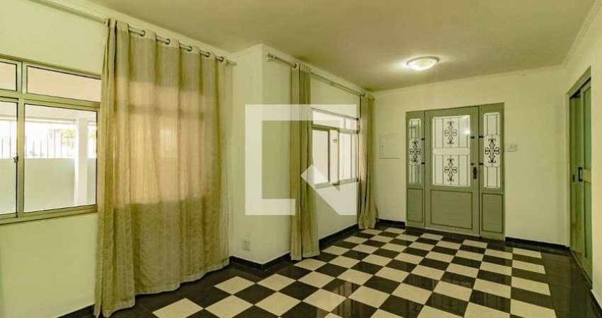 Casa para Aluguel - Jabaquara, 3 Quartos,  222 m² - São Paulo