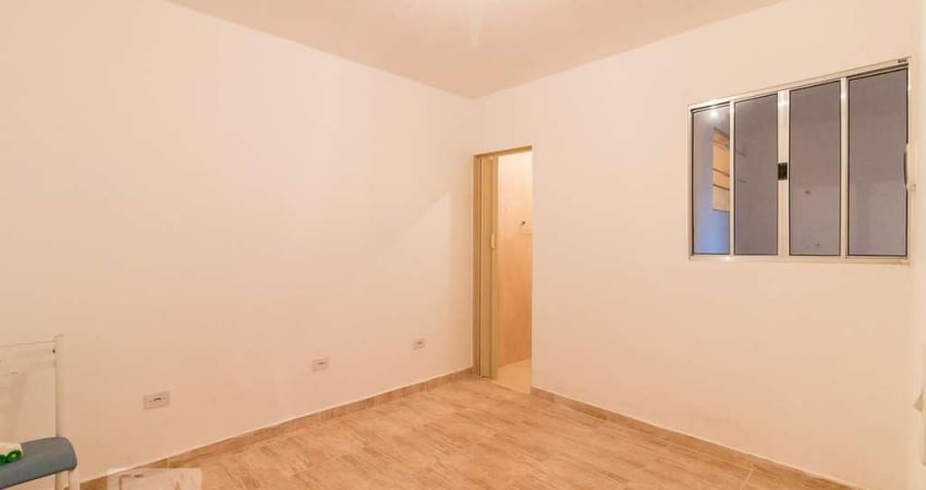 Casa para Aluguel - Parque Continental I, 2 Quartos,  40 m² - Guarulhos