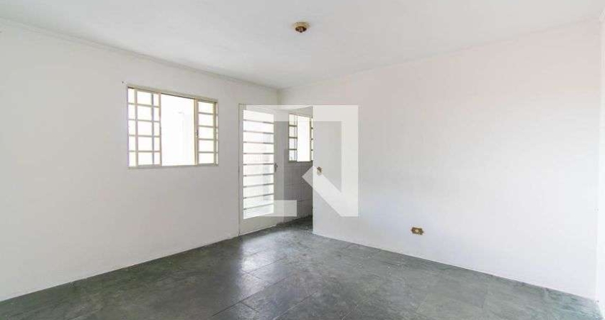 Casa para Aluguel - Sapopemba, 1 Quarto,  50 m² - São Paulo