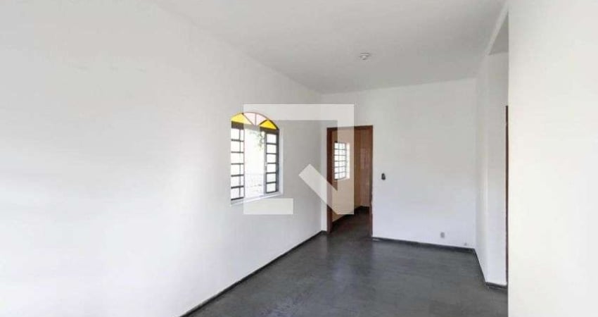 Casa para Aluguel - Floramar, 2 Quartos,  75 m² - Belo Horizonte