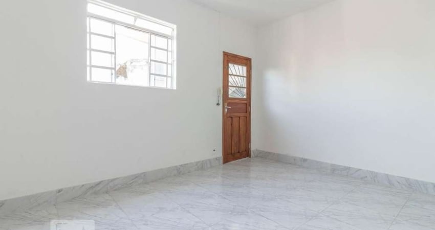 Casa para Aluguel - Nova Floresta, 2 Quartos,  57 m² - Belo Horizonte