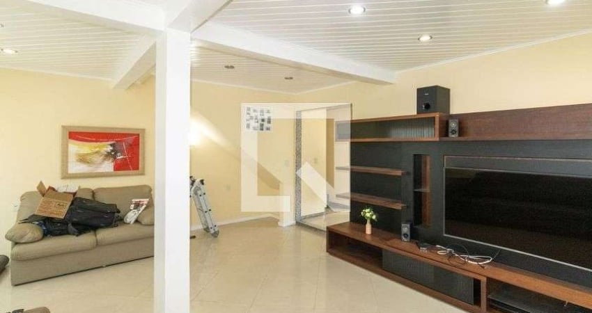 Casa para Aluguel - Campo Grande, 4 Quartos,  351 m² - Rio de Janeiro