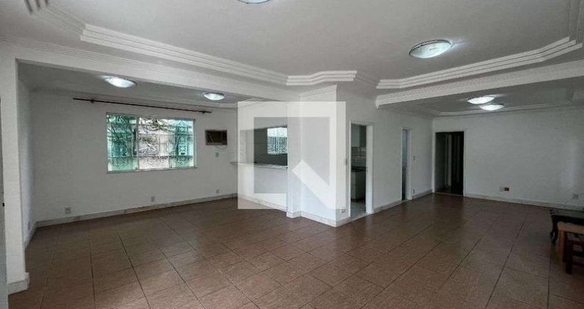 Casa para Aluguel - Jardim Guanabara, 6 Quartos,  317 m² - Rio de Janeiro