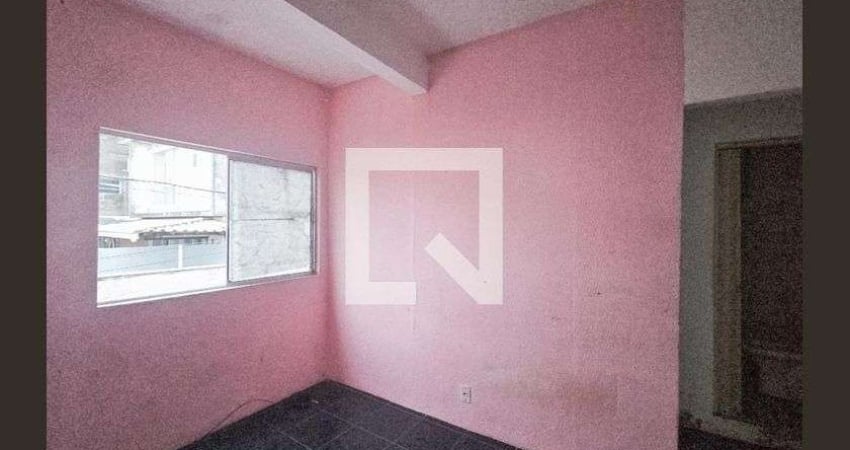 Casa para Aluguel - Sao Cristovao, 2 Quartos,  49 m² - Salvador