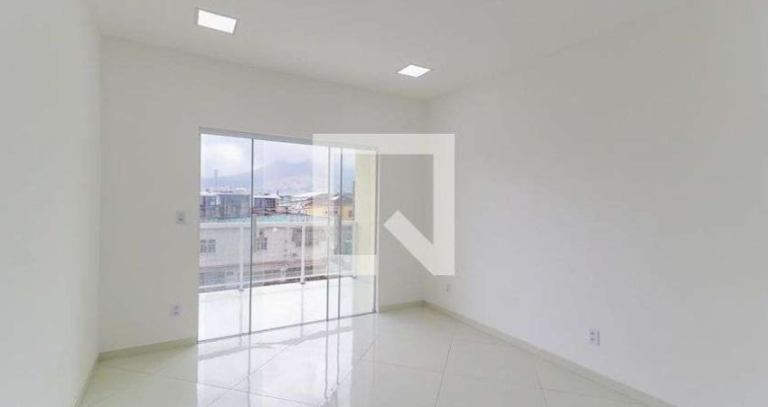 Casa para Aluguel - Piedade, 3 Quartos,  120 m² - Rio de Janeiro