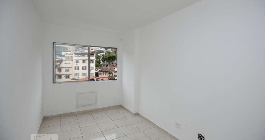 Apartamento para Aluguel - Engenho de Dentro, 2 Quartos,  50 m² - Rio de Janeiro