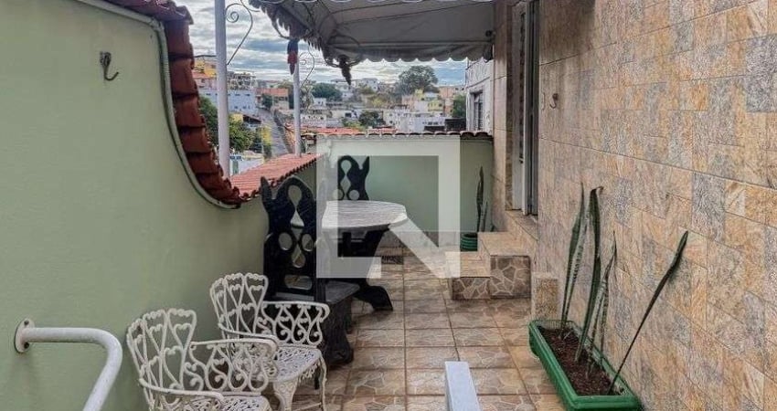 Casa para Aluguel - Renascença, 1 Quarto,  55 m² - Belo Horizonte