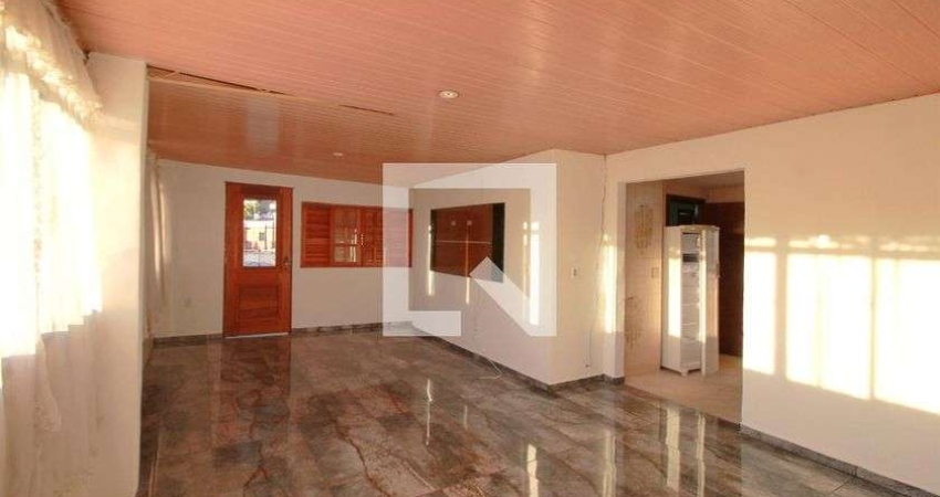 Casa para Aluguel - Santa Efigênia, 2 Quartos,  95 m² - Belo Horizonte