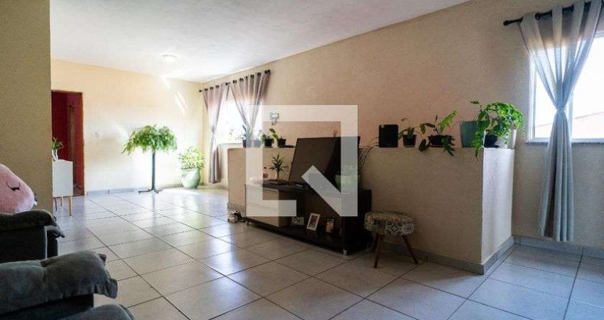 Casa para Aluguel - Jardim Prestes de Barros, 6 Quartos,  390 m² - Sorocaba