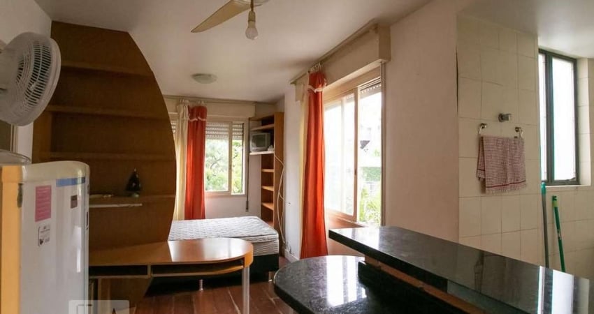 Kitnet / Stúdio para Aluguel - Centro Histórico, 1 Quarto,  30 m² - Porto Alegre