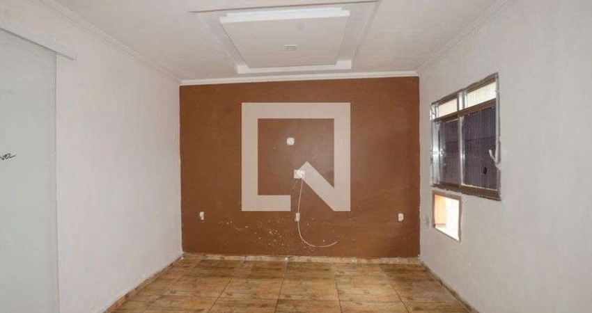 Casa para Aluguel - Irajá, 2 Quartos,  200 m² - Rio de Janeiro