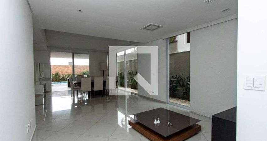 Casa / Sobrado em Condomínio para Aluguel - Parque Campolim, 3 Quartos,  280 m² - Sorocaba