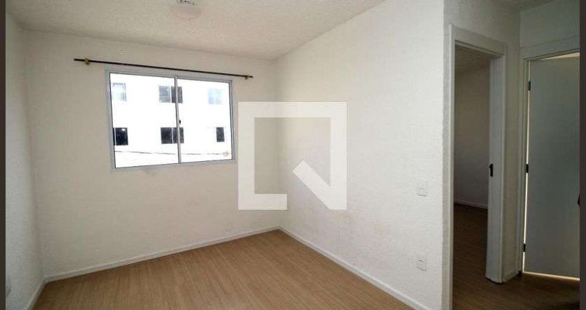 Apartamento para Aluguel - Brás de Pina, 2 Quartos,  54 m² - Rio de Janeiro