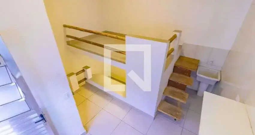 Casa para Aluguel - Vila Mascote, 1 Quarto,  22 m² - São Paulo