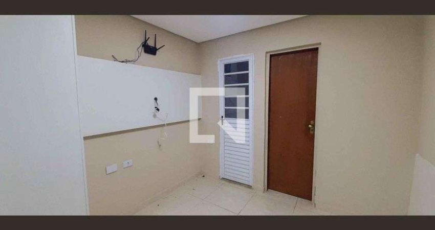 Kitnet / Stúdio para Aluguel - Vila Yolanda, 1 Quarto,  20 m² - Osasco