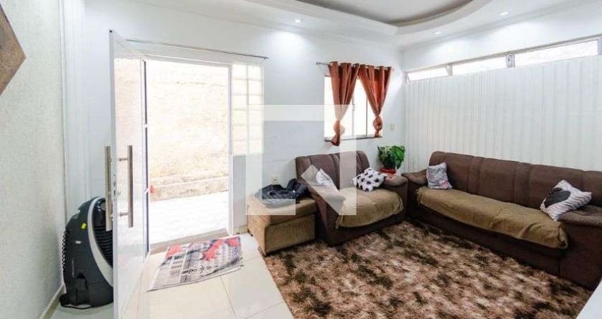 Casa para Aluguel - Nova Gameleira, 3 Quartos,  130 m² - Belo Horizonte